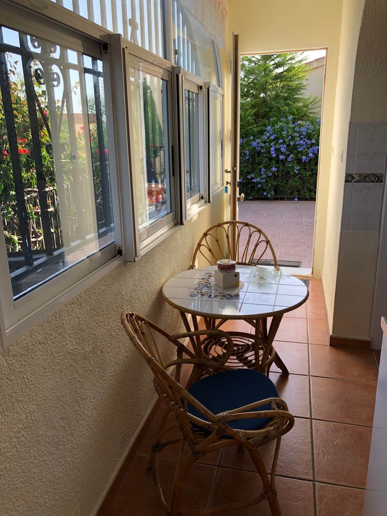 Durchgang zur Terrasse von innen